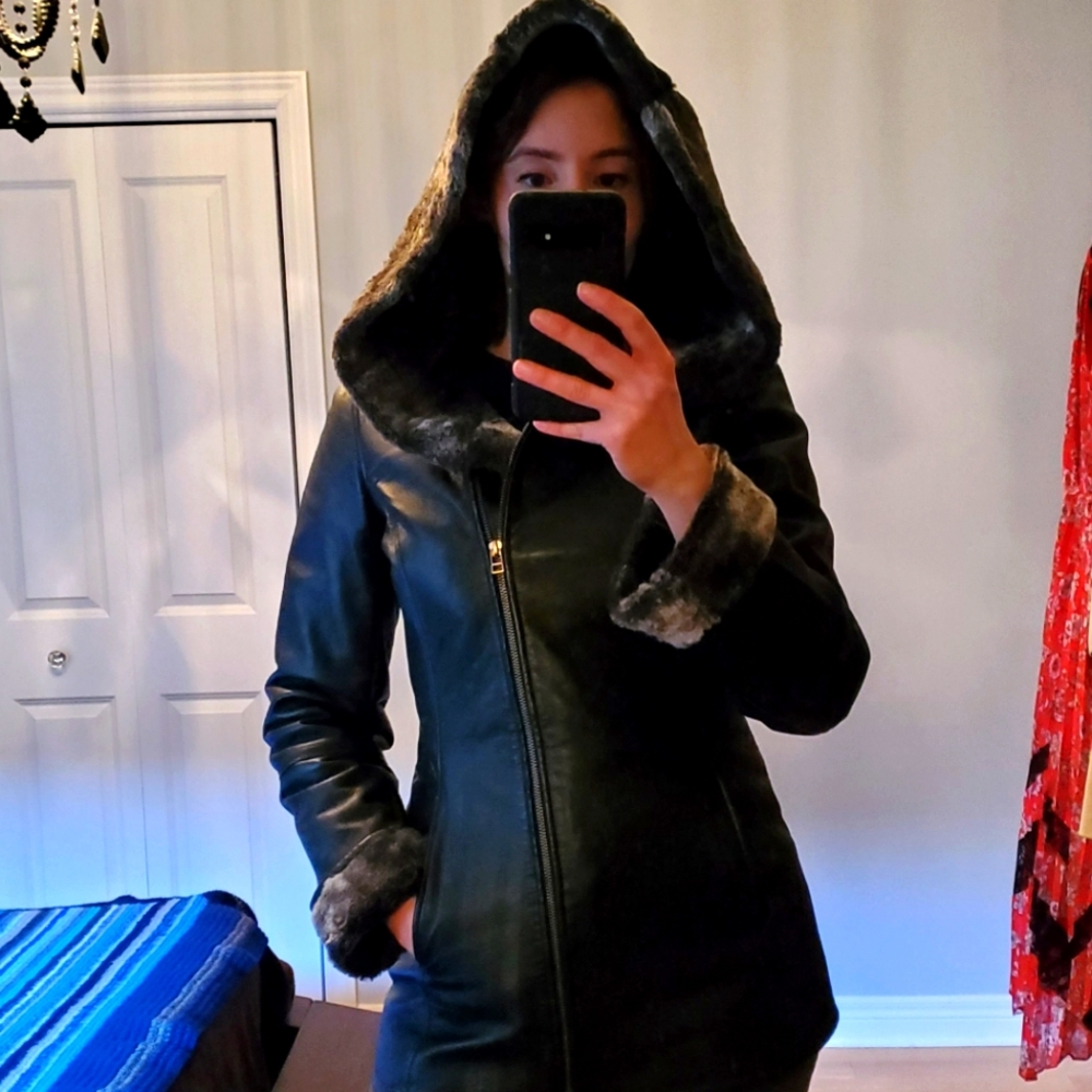 Danier leather hooded jacket - Picture 14 of 16